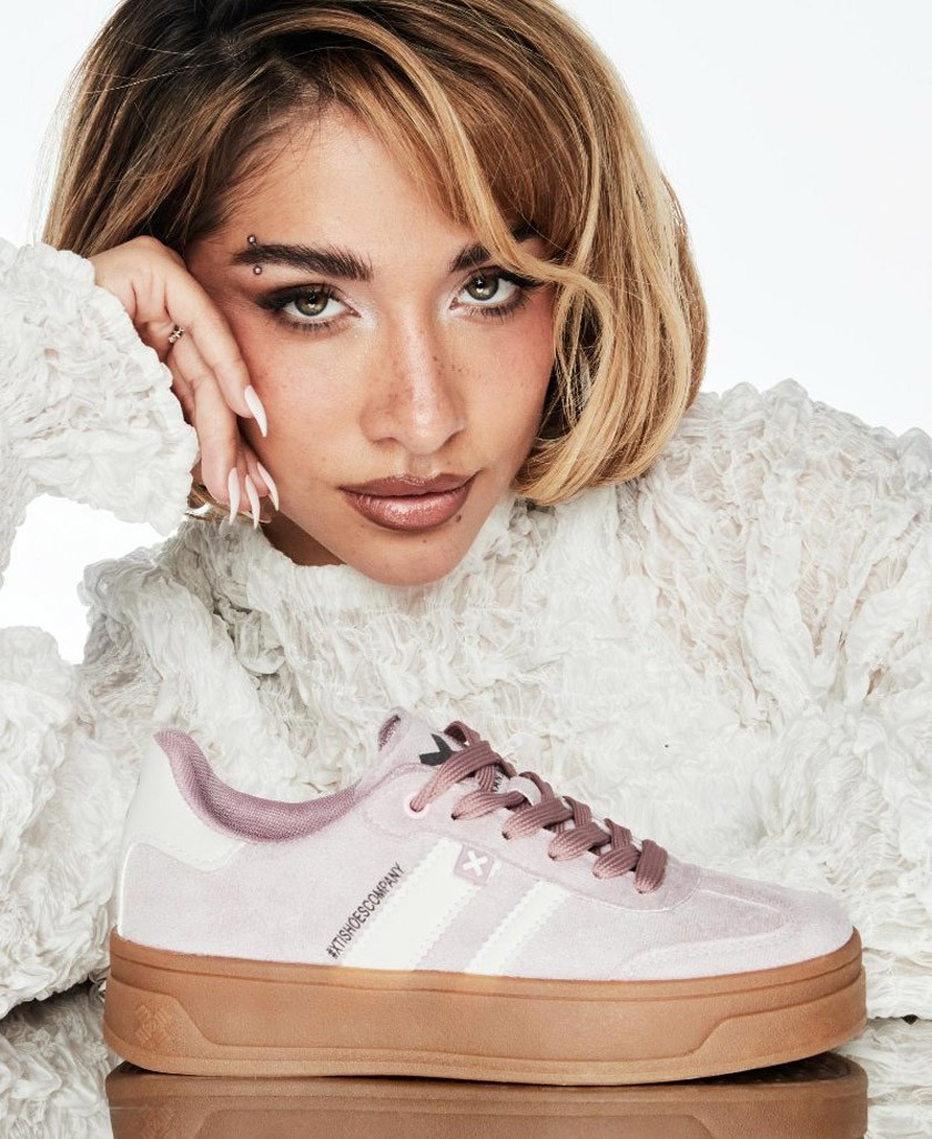 Casual sneakers with platform Xti 143644