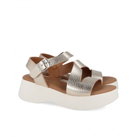 Metallic Catchalot 5685 platform sandal